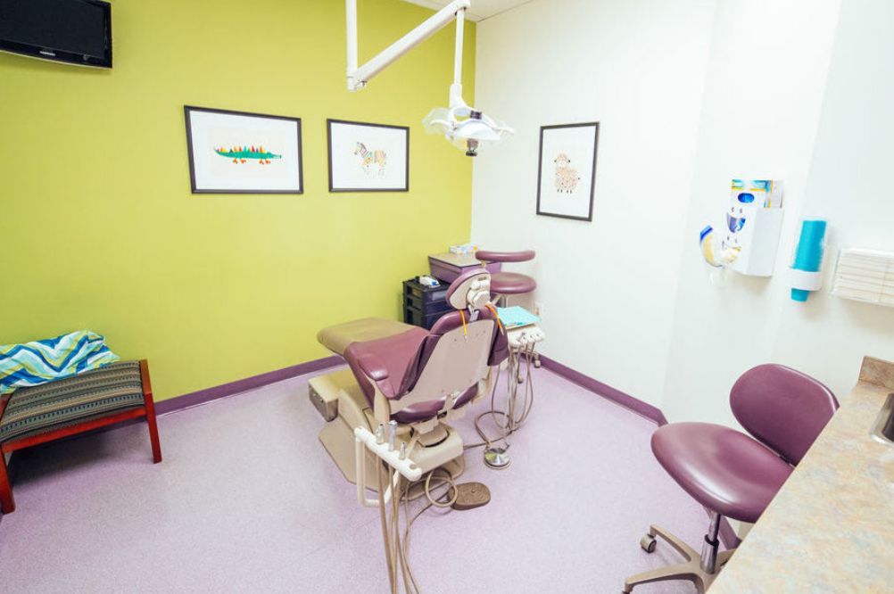 Smiles4children dental chair ellicott city